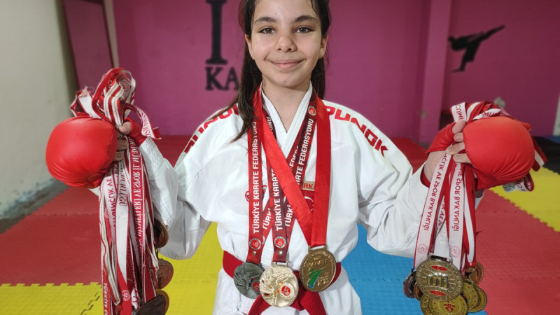 6 yaşında karateye başladı, 12 yaşında 60 madalyası va