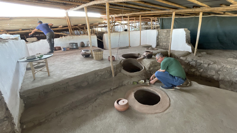 Harput Kalesi'nde bin yıllık saray mutfağı keşfedildi