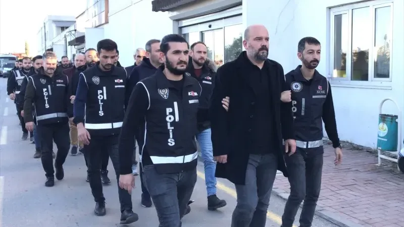 Adana Büyükşehir Belediyesine Operasyon