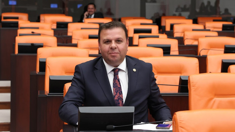 Ediz Ün: “Bu karar, çiftçiyi değil yandaşı koruma projesidir”