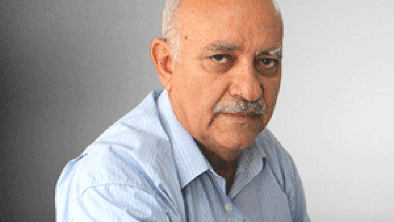 İKTİDARI UYARDI