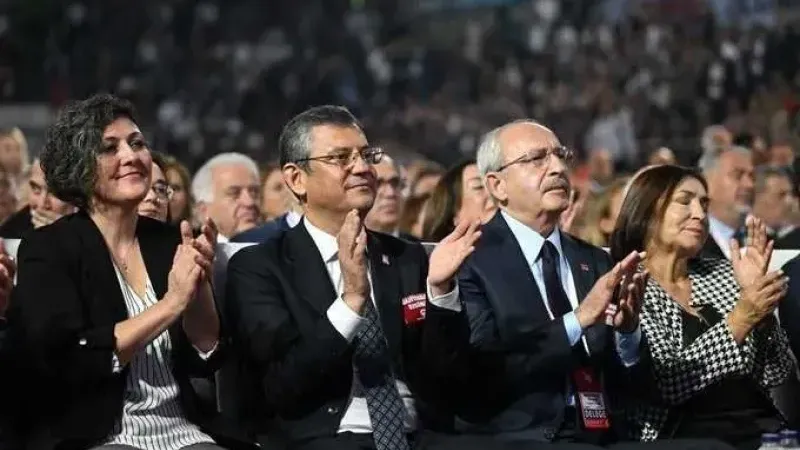 CHP'de koltuk kavgası kızıştı! 