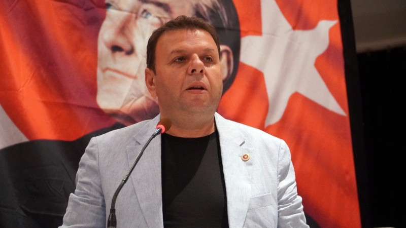 Ediz Ün Her Çocuğa Her Gün Bir Bardak Süt Ulaştırılmalı”