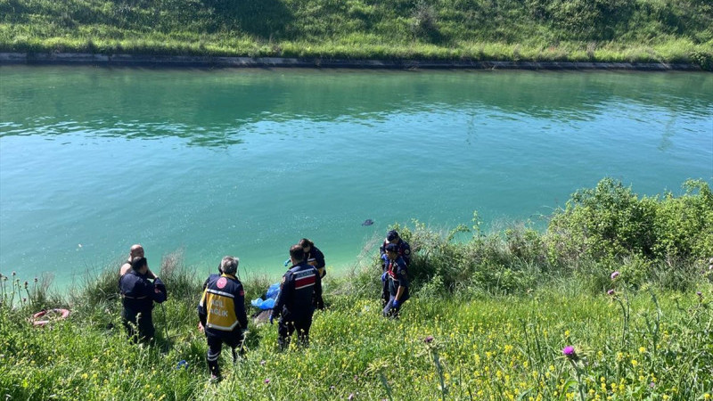 Sulama kanalında kadın cesedi bulundu